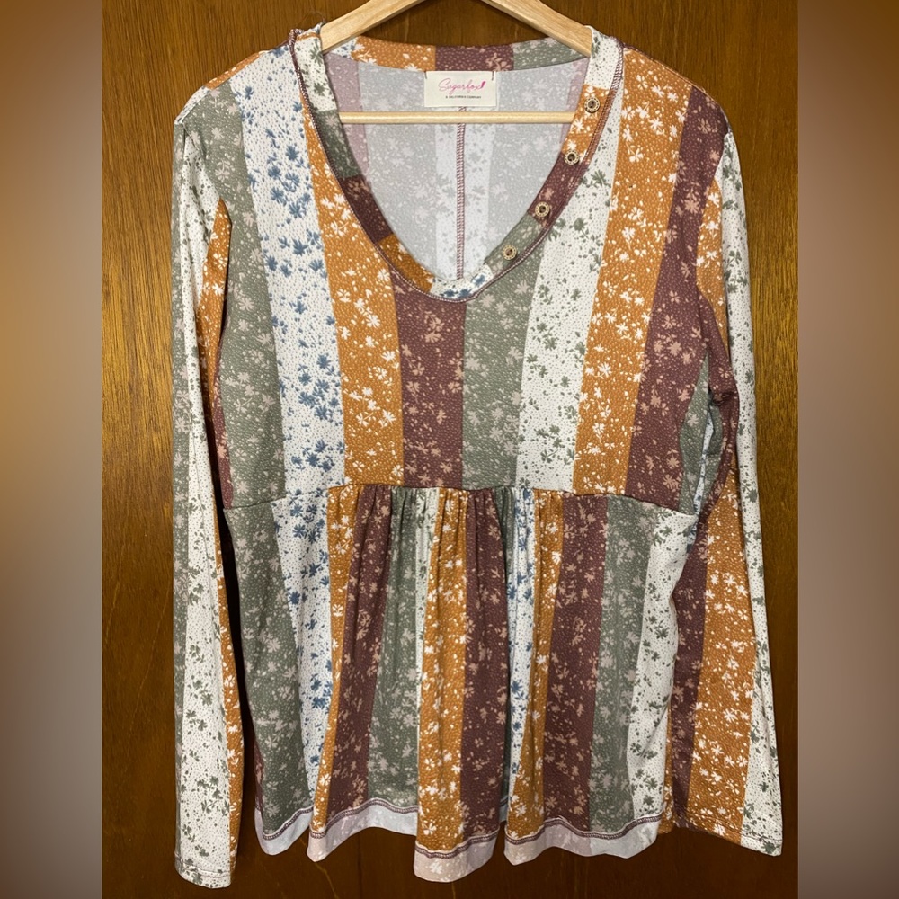 New. Mahogany Olive & Rust Vertical Floral Babydoll Top
